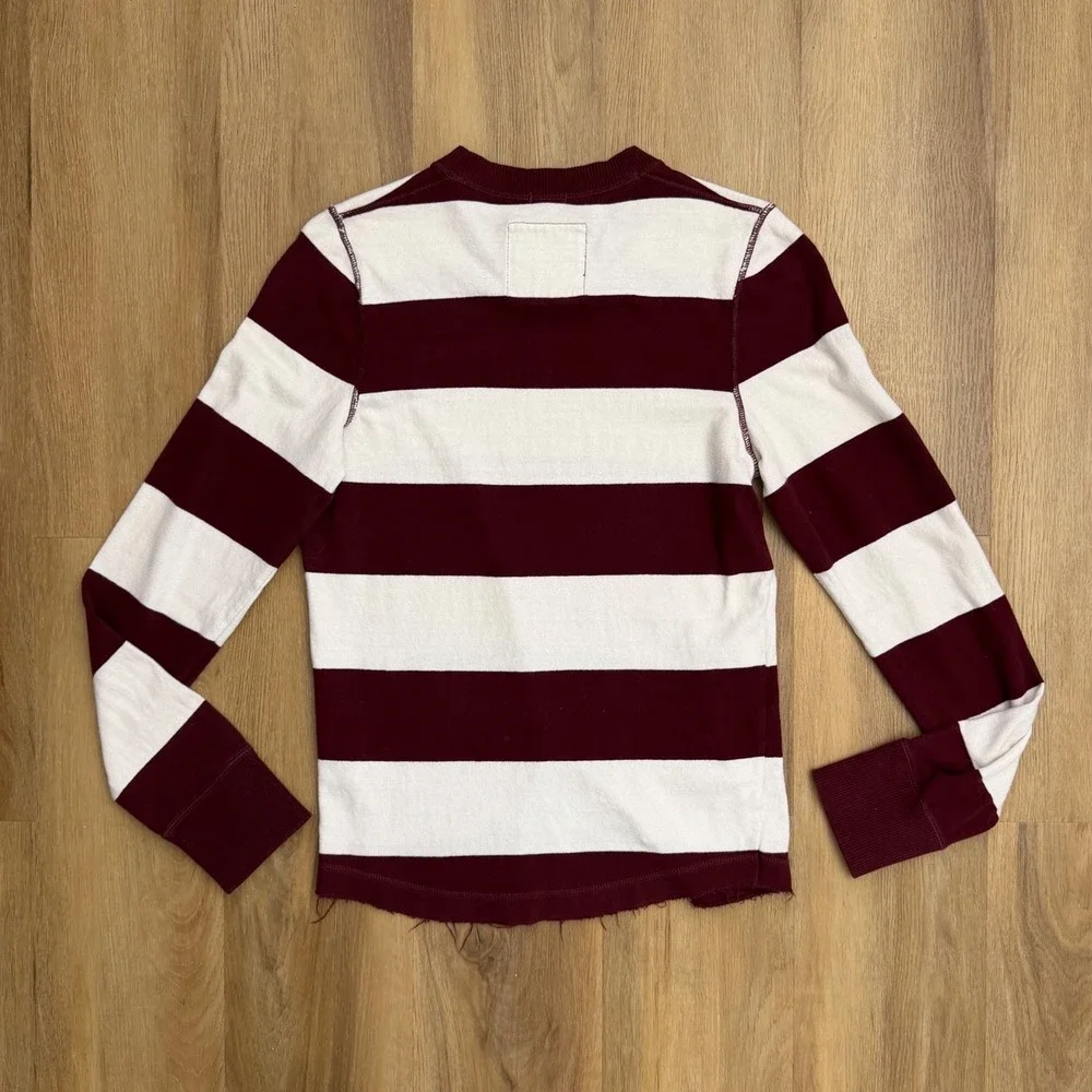 Abercrombie & Fitch Vintage Y2K Striped Muscle Fit V-Neck Shirt L Burgundy